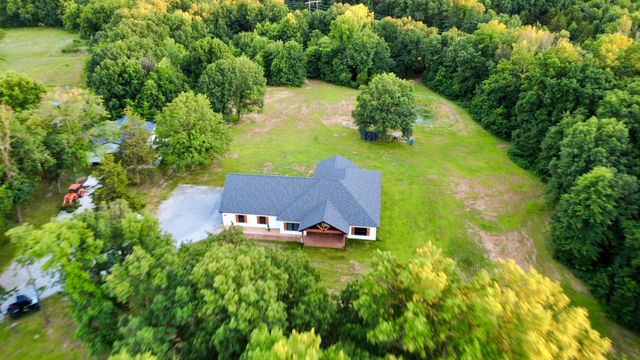 6100 W HWY 124, Harrisburg, MO 65256