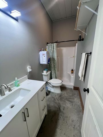 6100 W HWY 124, Harrisburg, MO 65256