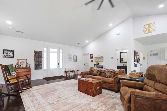 6100 W HWY 124, Harrisburg, MO 65256