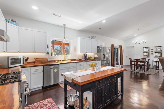 6100 W HWY 124, Harrisburg, MO 65256