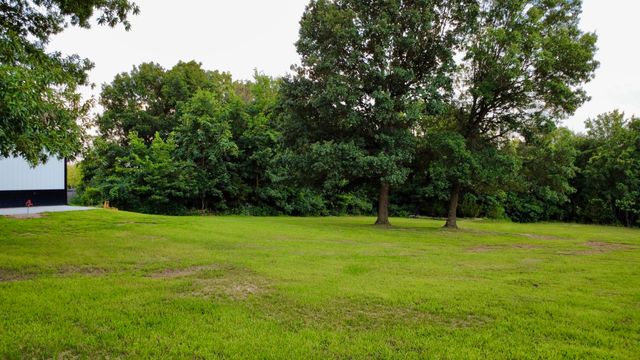 6100 W HWY 124, Harrisburg, MO 65256