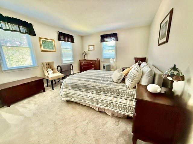 241 Glen Charlie Rd, Wareham, MA 02538