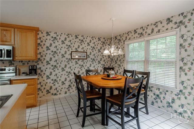 825 Saint Ives Lane, Athens, GA 30606