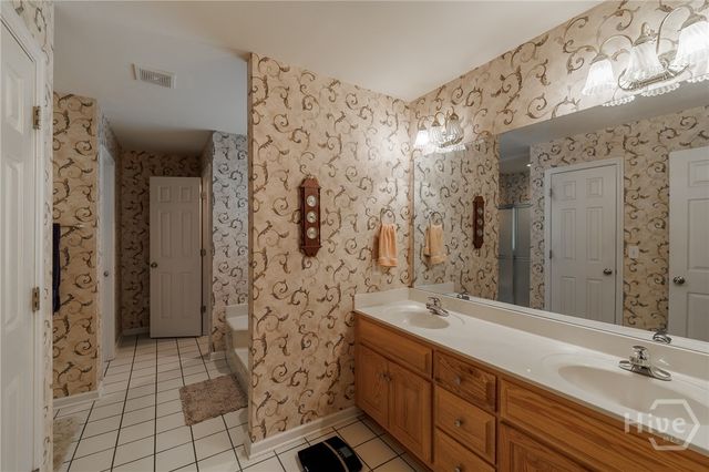 825 Saint Ives Lane, Athens, GA 30606
