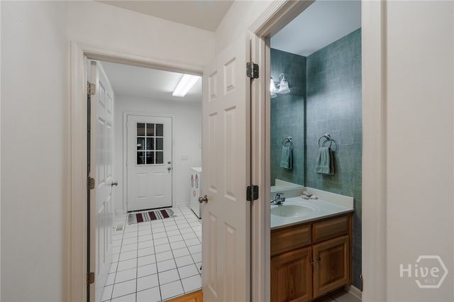 825 Saint Ives Lane, Athens, GA 30606