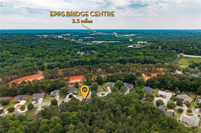 825 Saint Ives Lane, Athens, GA 30606