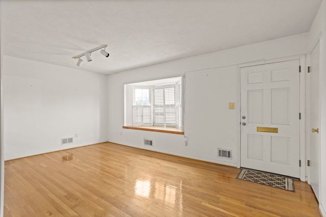 457 Hawthorne Road, Spartanburg, SC 29303