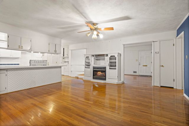 457 Hawthorne Road, Spartanburg, SC 29303