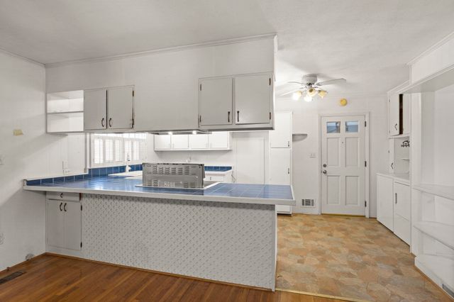 457 Hawthorne Road, Spartanburg, SC 29303