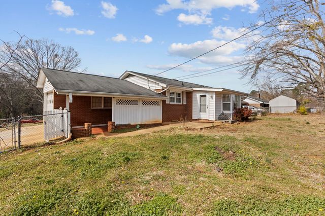 457 Hawthorne Road, Spartanburg, SC 29303