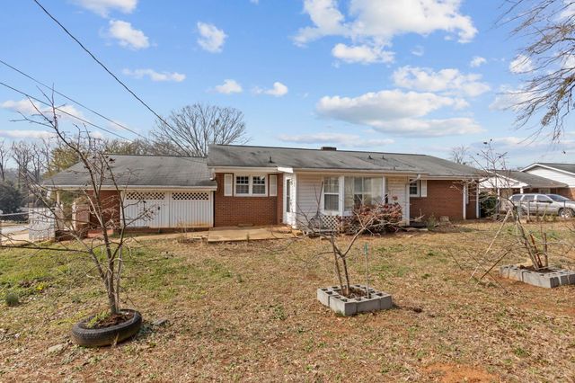 457 Hawthorne Road, Spartanburg, SC 29303