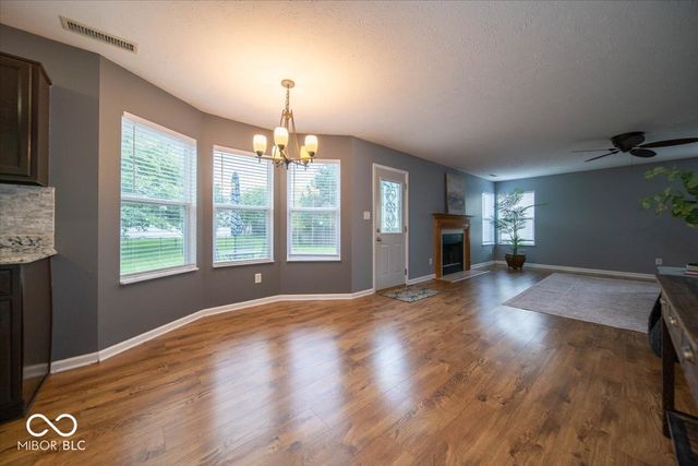 237 Winslow Drive, Westfield, IN 46074