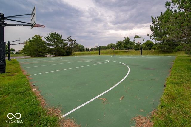 237 Winslow Drive, Westfield, IN 46074