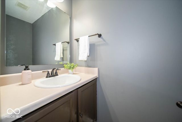 237 Winslow Drive, Westfield, IN 46074