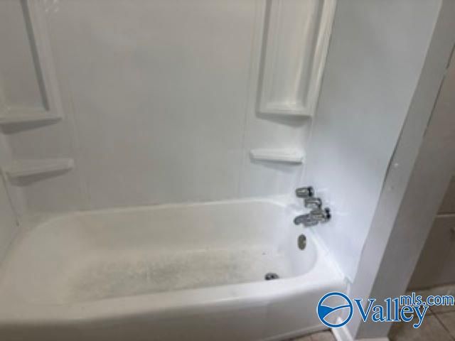 2416 NW Redmont Road, Huntsville, AL 35810