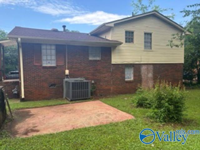 2416 NW Redmont Road, Huntsville, AL 35810