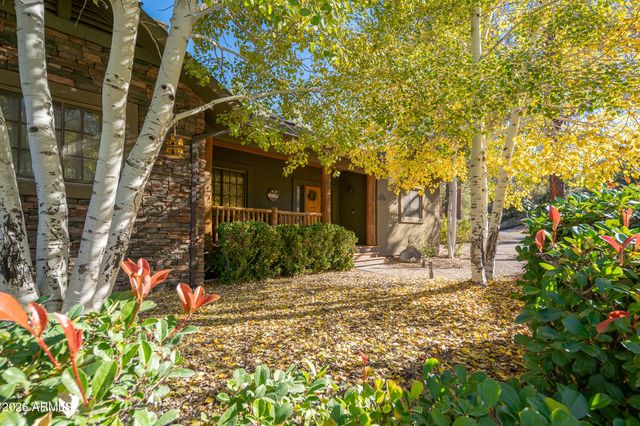 820 BRYCE CANYON Circle, Prescott, AZ 86303