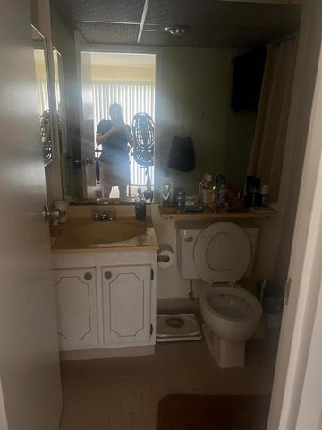 62 Valencia C, Delray Beach, FL 33446