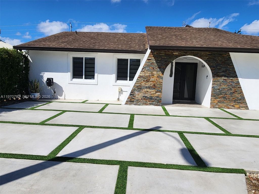 12277 SW 204th Ter 0, Miami, FL 33177