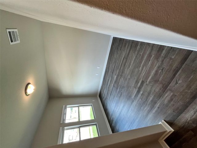 260 Little Green TRL, Jarrell, TX 76537