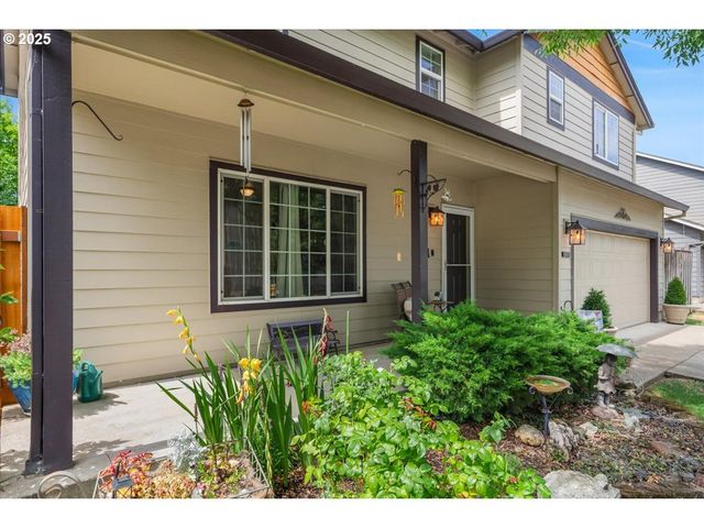461 E AIRPARK Way, Newberg, OR 97132