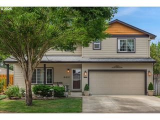 461 E AIRPARK Way, Newberg, OR 97132