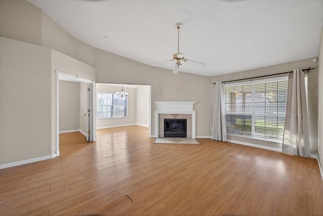 920 Danforth Place, Arlington, TX 76017