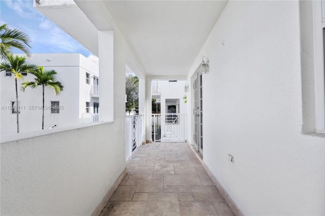 929 SW 11th St H-2, Miami, FL 33129