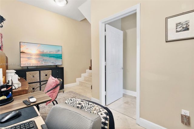 929 SW 11th St H-2, Miami, FL 33129