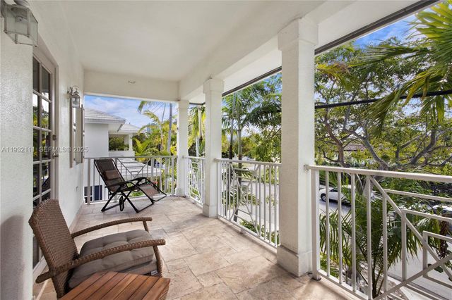 929 SW 11th St H-2, Miami, FL 33129