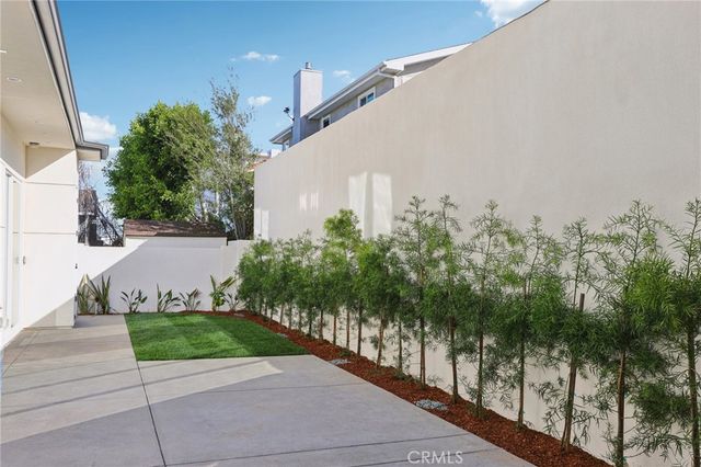 1914 Belmont Lane B, Redondo Beach, CA 90278