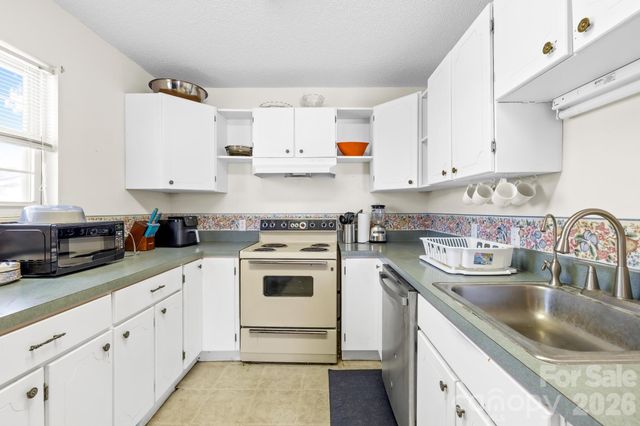 6711 Old Mocksville Road, Salisbury, NC 28144