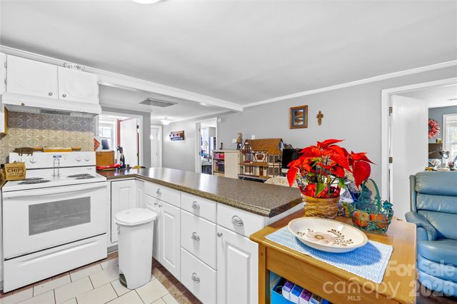 6711 Old Mocksville Road, Salisbury, NC 28144