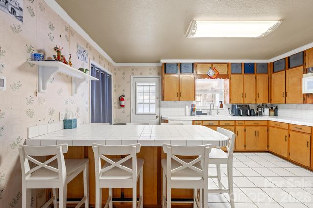 6711 Old Mocksville Road, Salisbury, NC 28144