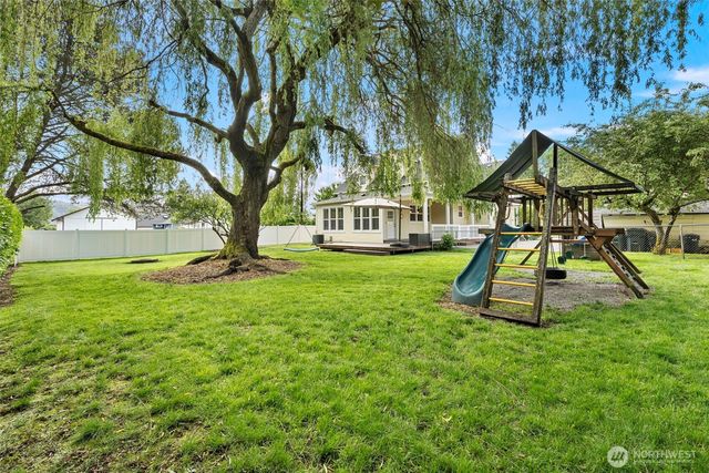 1515 everett Street, Sumner, WA 98390