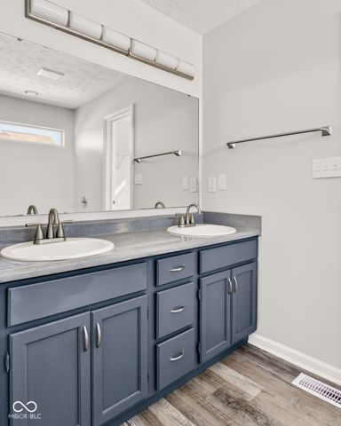 5201 Mesa Verde Drive, Indianapolis, IN 46237