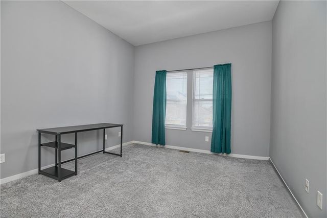 3421 N 128 Street, Kansas City, KS 66109