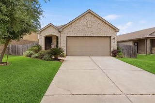 18830 Amaro Hills Drive, New Caney, TX 77357