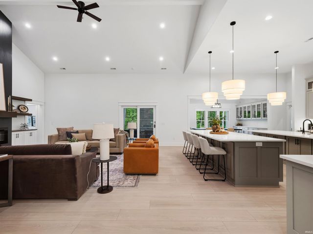 6077 Popp Road, Fort Wayne, IN 46845