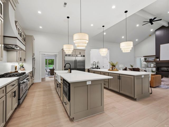 6077 Popp Road, Fort Wayne, IN 46845