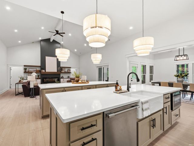 6077 Popp Road, Fort Wayne, IN 46845