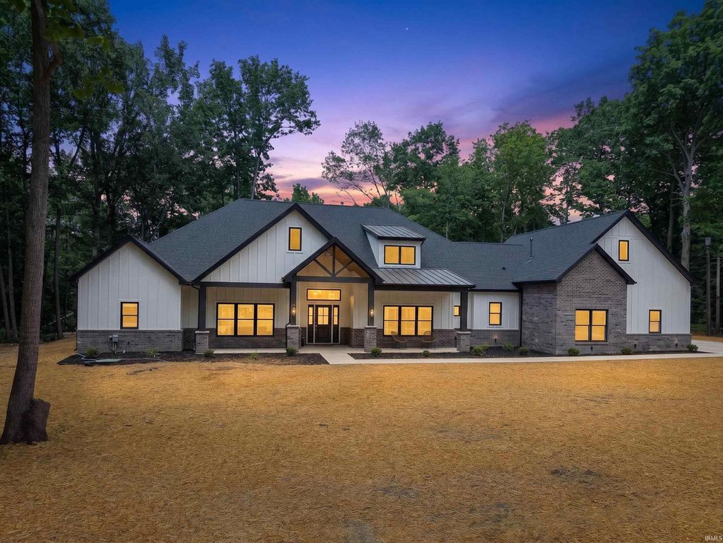 6077 Popp Road, Fort Wayne, IN 46845