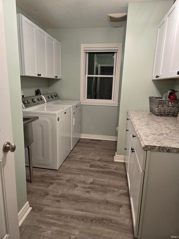 1328 County Road 34, Auburn, IN 46706