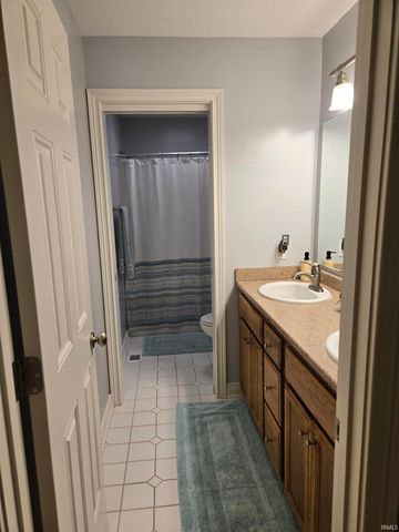 1328 County Road 34, Auburn, IN 46706