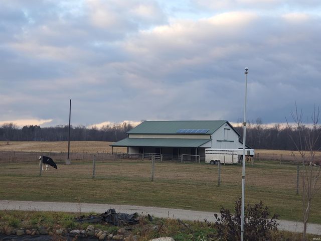 1328 County Road 34, Auburn, IN 46706