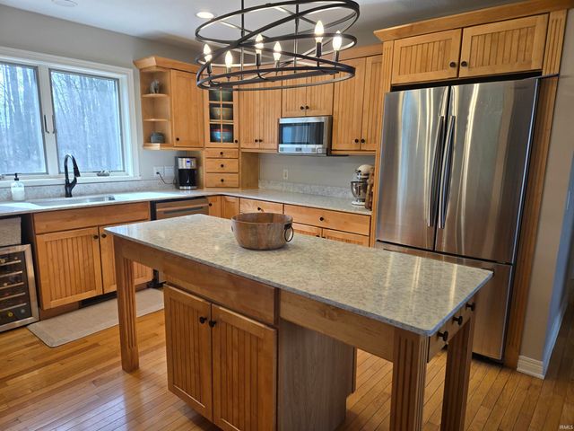 1328 County Road 34, Auburn, IN 46706