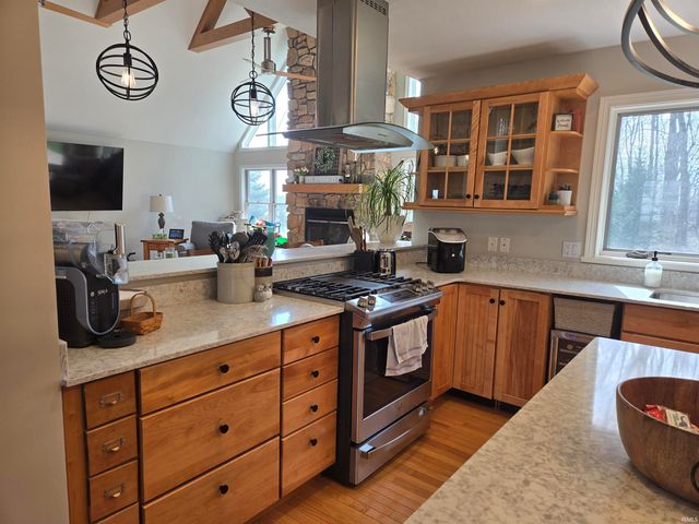 1328 County Road 34, Auburn, IN 46706