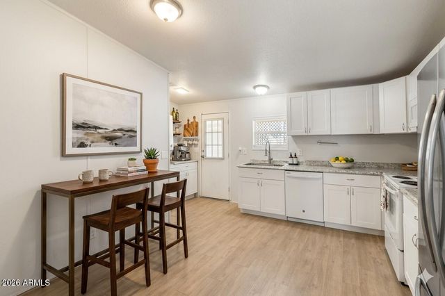 245 S 56TH Street 222, Mesa, AZ 85206