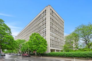 1450 E 55th Place 317S, Chicago, IL 60637