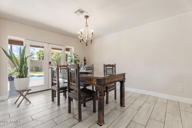 735 E NORTHERN Avenue, Phoenix, AZ 85020